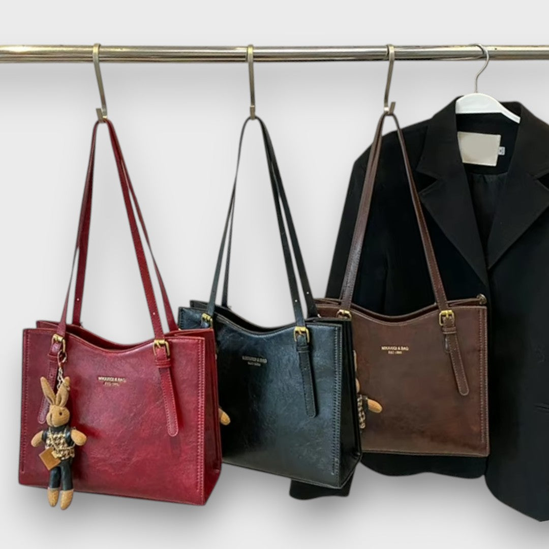 Corianne – Structured Shoulder Bag with Urban Lightness