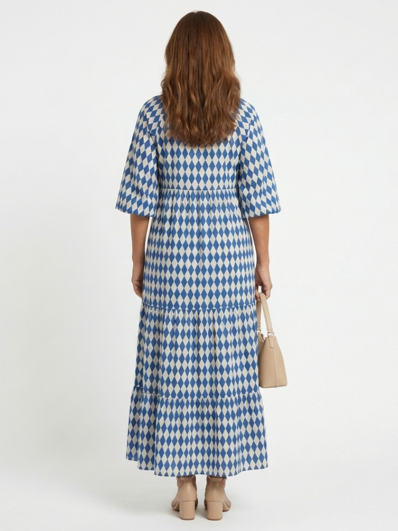 Elodie | Dress with Diamond Pattern and Tiered Skirt