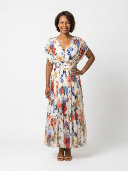 Savannah | Short, sleeveless, pleated midi dress