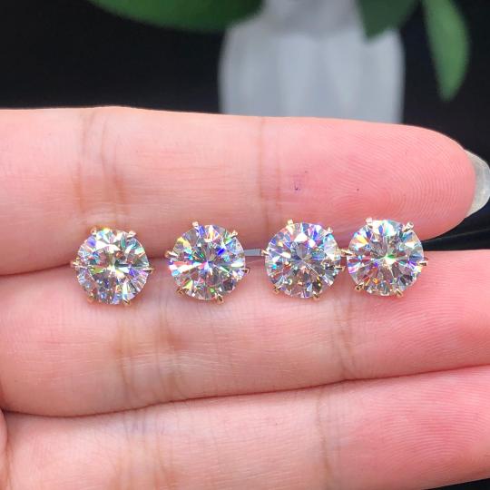 Send White Gold Earrings Tera