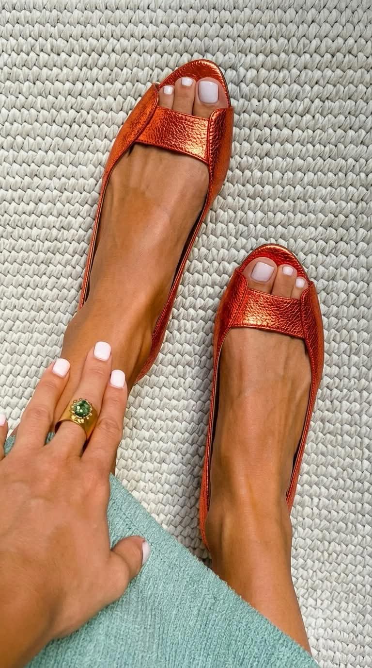 Adelina | Golden Comfort Sandals with Supportive Footbed