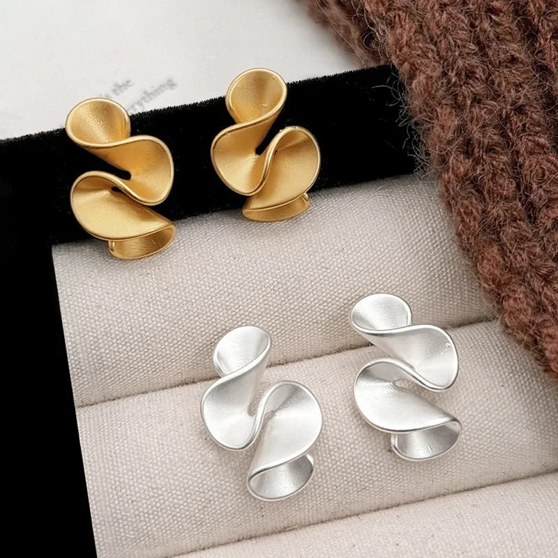 Earrings in Flower made of Silver and 18K Gold