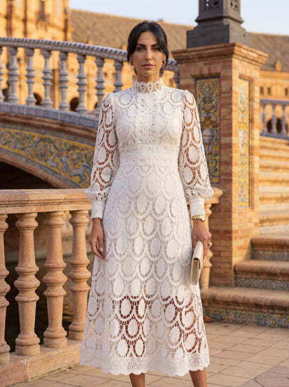 Elegant Carmona Silk Dress – Maison Claire et Sylvie