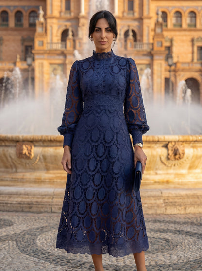 Elegant Carmona Silk Dress – Maison Claire et Sylvie