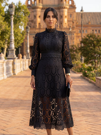 Elegant Carmona Silk Dress – Maison Claire et Sylvie