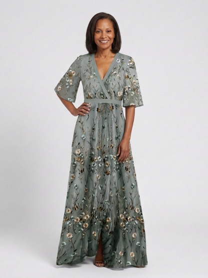 Evadne | Floral V-Neck Maxi Dress with Short Sleeves